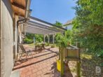 Vielseitiges Einfamilienhaus in ruhiger Hanglage und idyllischem Garten - Terrasse