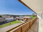 Großzügige 3-Zimmer-Wohnung mit Südbalkon und Kachelofen - Balkon Ausblick 1