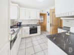 Großzügige 3-Zimmer-Wohnung mit Südbalkon und Kachelofen - Küche Ansicht 1