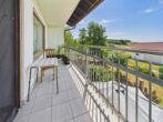 Wohnen, vermieten, entwickeln – vielseitiges Anwesen auf 3.320 m² - OG Balkon Ansicht 1