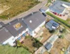 Helle 2-Zimmer-Wohnung mit Garage und herrlichem Weitblick - Außenansicht und Garage