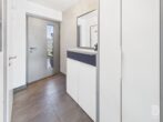 *PROVISIONSFREI* Attraktives Reihenmittelhaus mit 2 TG-Stellplätzen in zentraler Lage - Flur Eingangsbereich