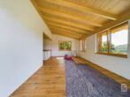 Hochwertige 2-Zimmer-Wohnung mit Panoramablick in einzigartiger Lage! - Wohn-Esszimmer