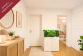 Moderne 3-Zimmer-Wohnung mit Balkon, Aufzug und Tiefgarage - Flur_virtuell eingerichtet