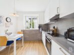 Solides 3-Familienhaus mit Garten, Doppelgarage und Entwicklungspotenzial in ruhiger Lage - EG Küche Ansicht 1