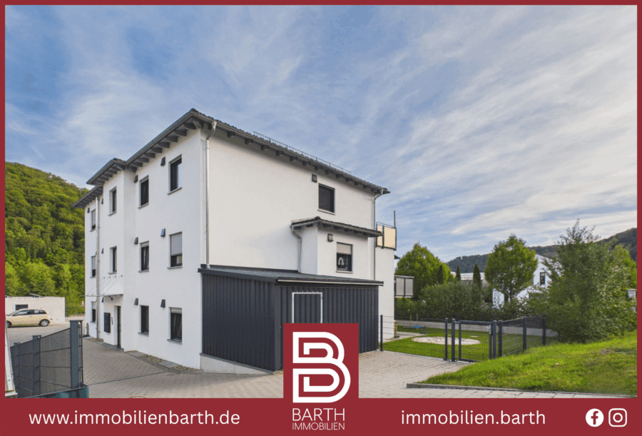 Moderne 2-Zimmer-Wohnung mit Balkon, Garage und Stellplatz, 93339 Riedenburg, Dachgeschosswohnung