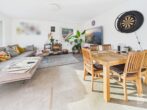 Moderne 2-Zimmer-Wohnung mit Balkon, Garage und Stellplatz - Wohn-Essbereich