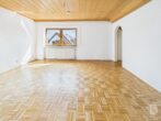 Gepflegtes Einfamilienhaus in ruhiger Hanglage, mit separatem Büro oder ELW - DG Schlafzimmer Ansicht 1