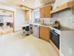 Großzügige 6-Zimmer-Wohnung mit Galerie und Carport - Küche Ansicht 1
