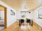 Großzügige 6-Zimmer-Wohnung mit Galerie und Carport - Esszimmer Ansicht 1