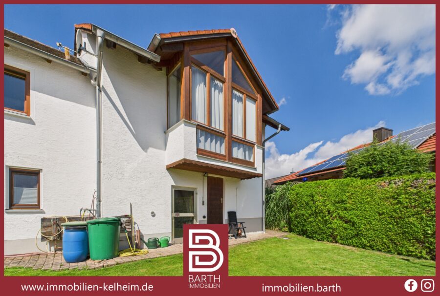 Großzügige 6-Zimmer-Wohnung mit Galerie und Carport, 93326 Abensberg, Etagenwohnung