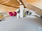 Großzügige 6-Zimmer-Wohnung mit Galerie und Carport - Galerie Ansicht 1