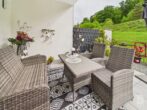Hochwertige 2-Zimmer-Wohnung mit Südterrasse, Einbauküche und hochwertiger Ausstattung - Terrasse Ansicht 1